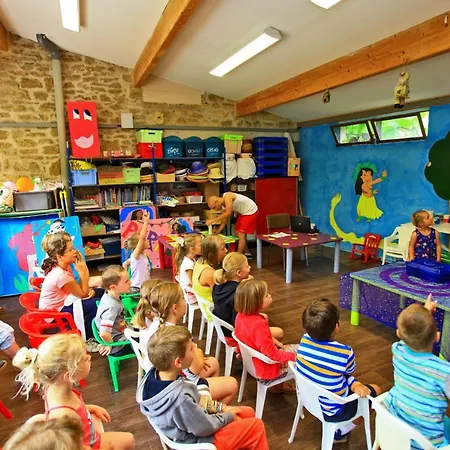 Camping Sunissim Le Moulin Du Roch 5 Stars By Locatour Sarlat-la-Caneda